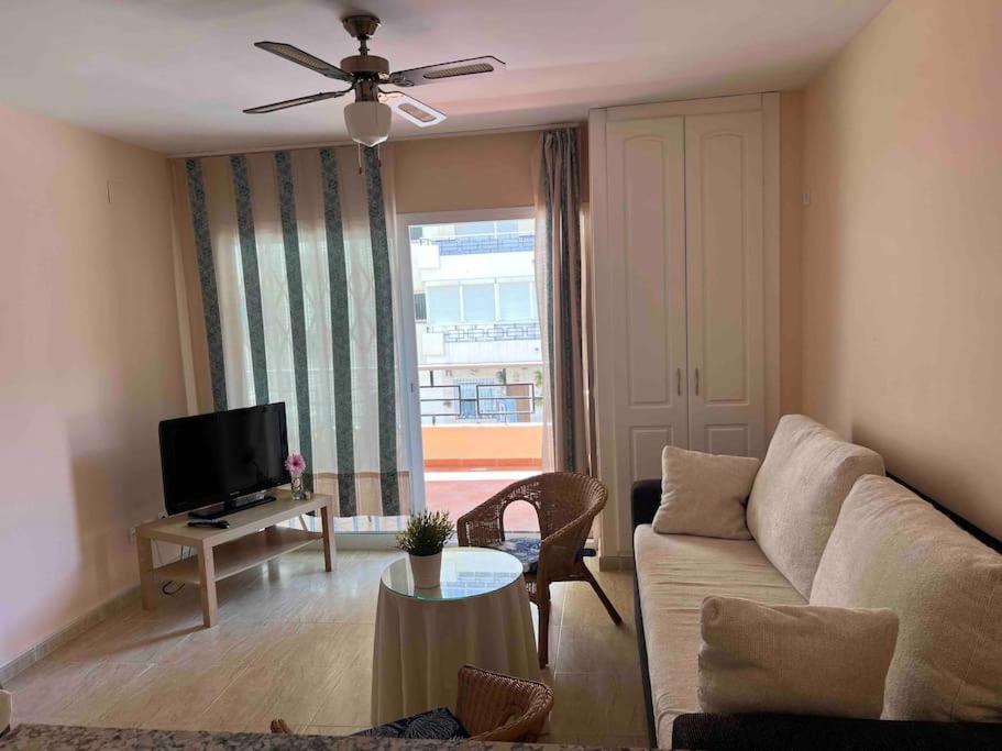 Magnifico Apartamento En La Carihuela, Torremolino Torremolinos Esterno foto